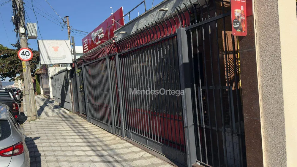 Casa, 3 quartos, 276 m² - Foto 2