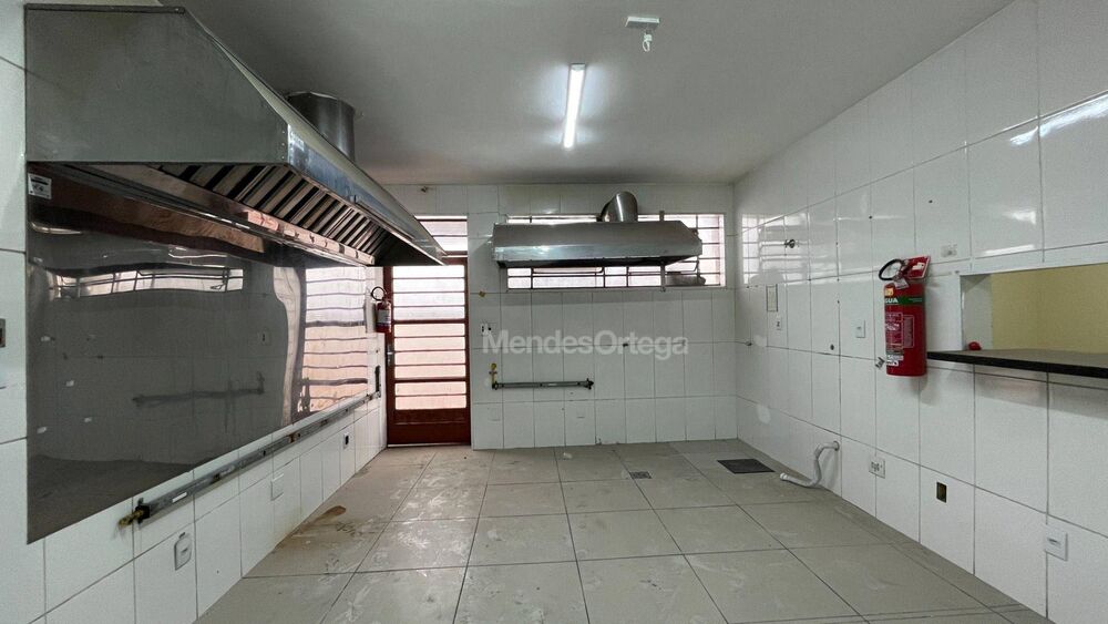 Loja-Salão, 200 m² - Foto 1