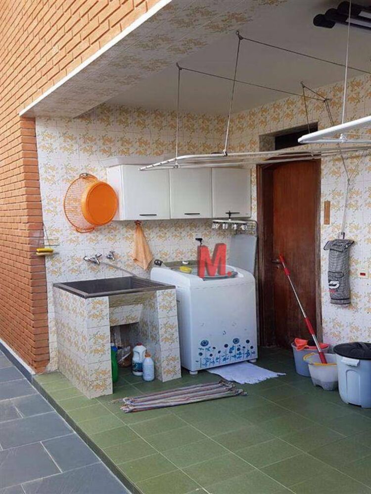 Casa à venda com 4 quartos, 350m² - Foto 8