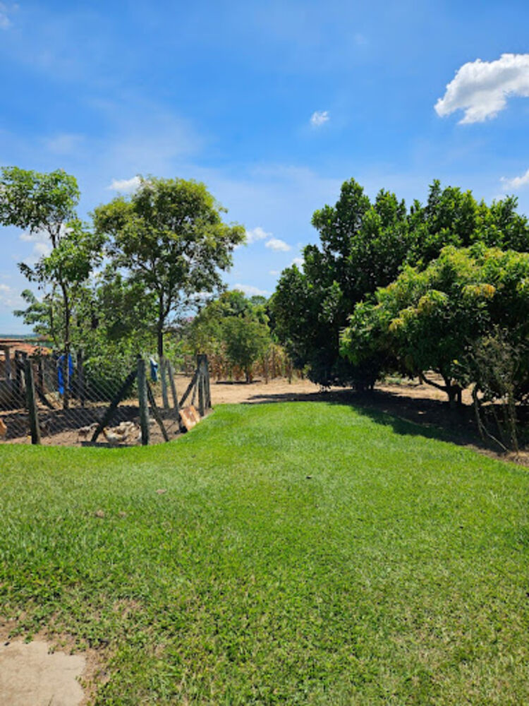 Chácara à venda e aluguel com 3 quartos, 260m² - Foto 8