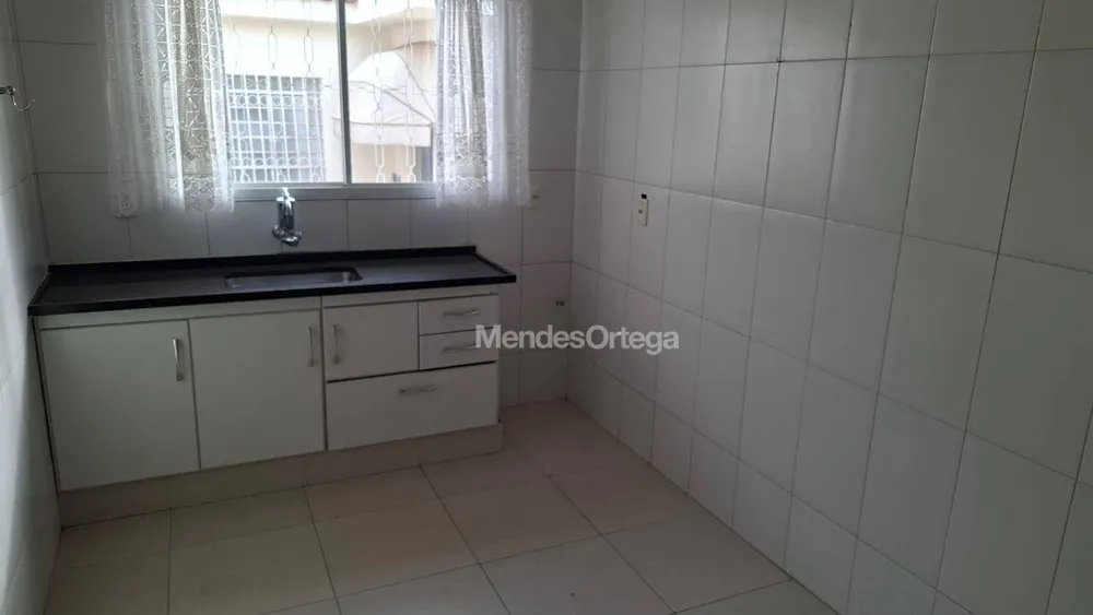 Casa, 3 quartos, 251 m² - Foto 11