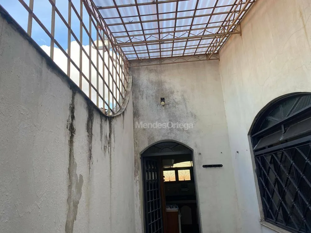 Casa, 3 quartos, 250 m² - Foto 3