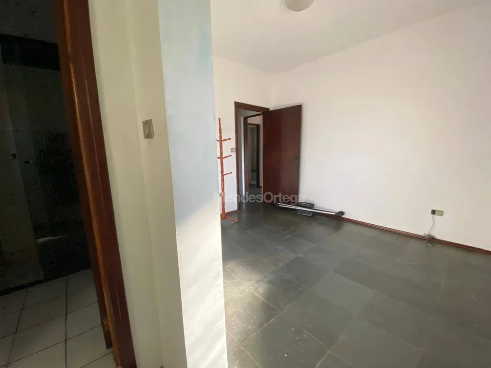Casa, 3 quartos, 250 m² - Foto 4