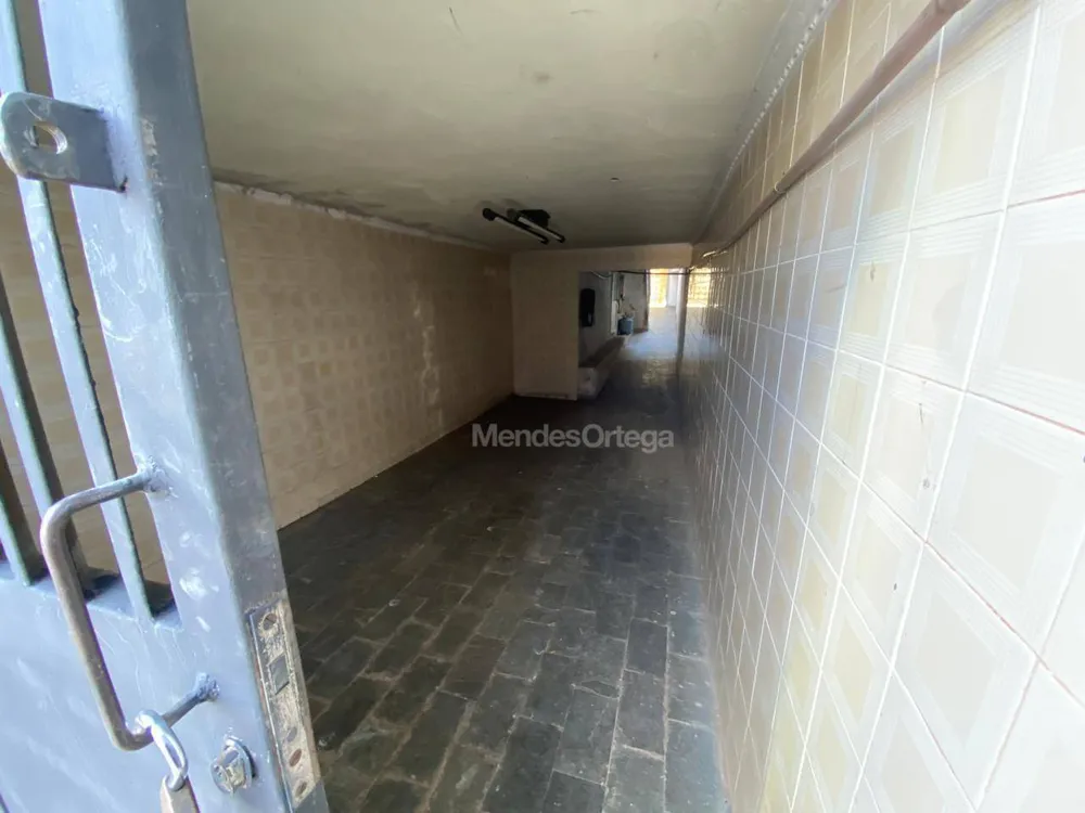 Casa, 3 quartos, 250 m² - Foto 2