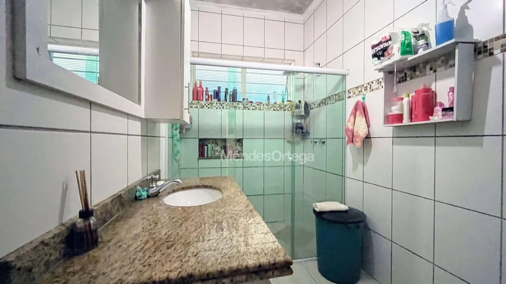 Casa, 6 quartos, 265 m² - Foto 1
