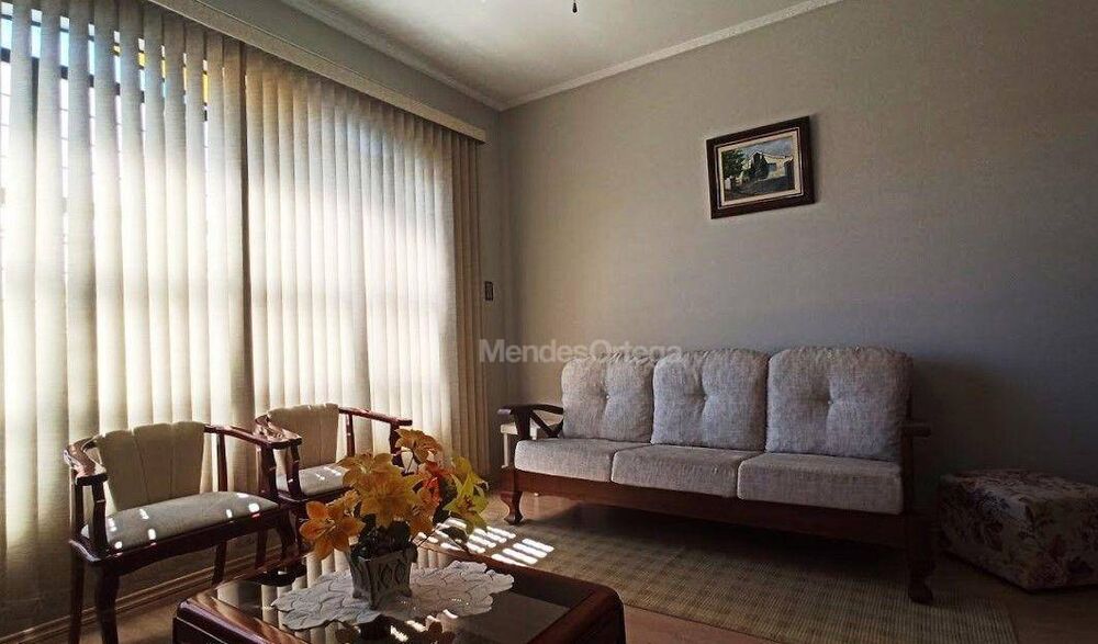 Casa à venda com 2 quartos, 169m² - Foto 9