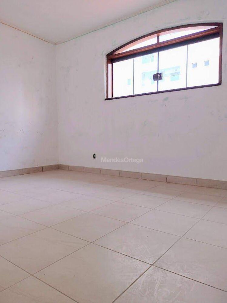 Casa, 4 quartos, 430 m² - Foto 11