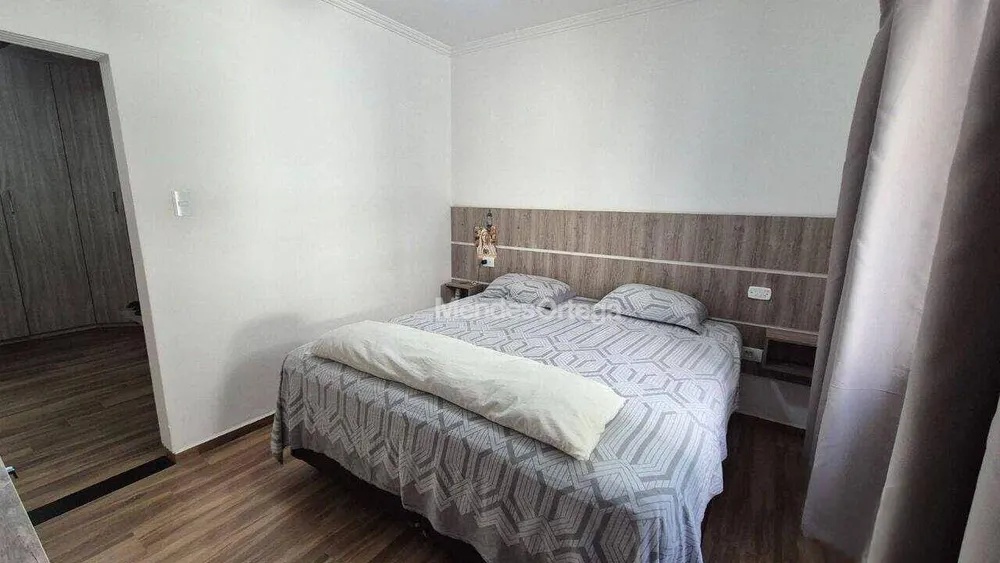 Casa, 3 quartos, 240 m² - Foto 12