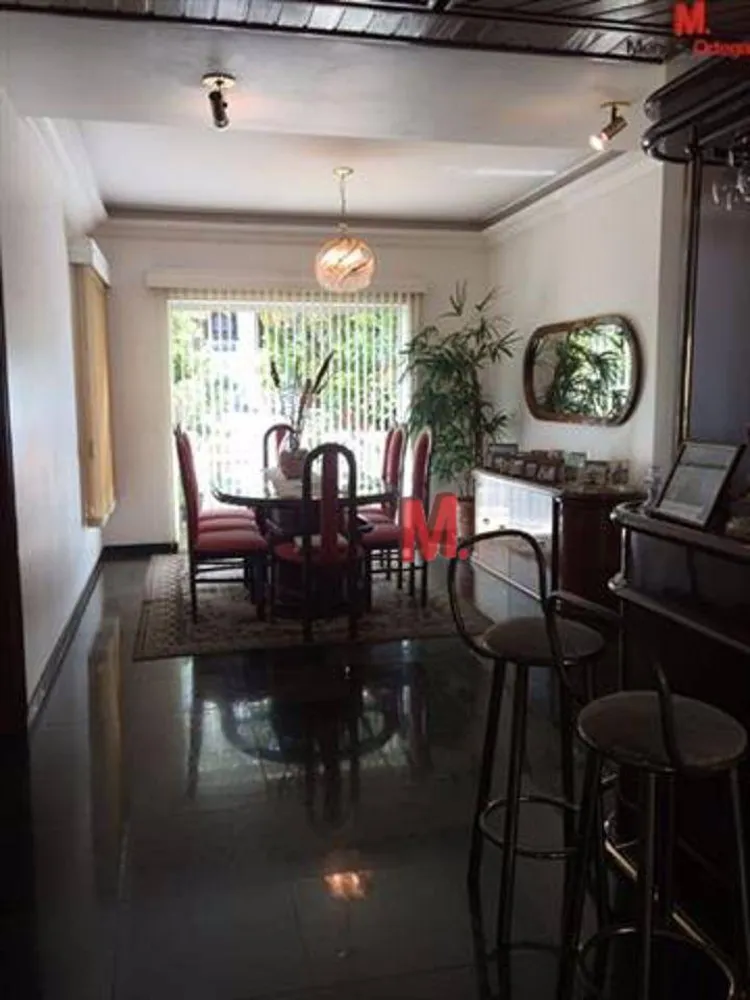 Casa, 3 quartos, 480 m² - Foto 1
