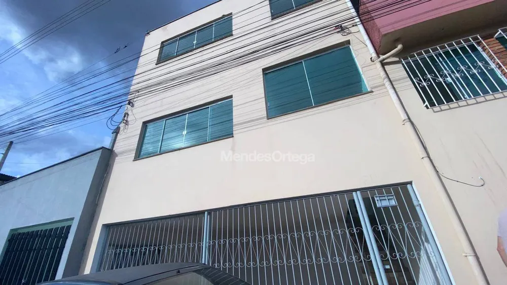 Casa, 1 quarto, 90 m² - Foto 2
