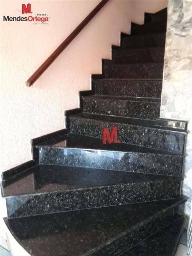 Casa, 3 quartos, 208 m² - Foto 3