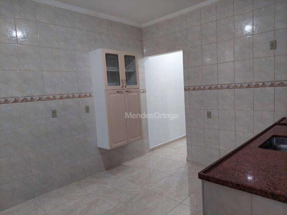 Casa, 3 quartos, 145 m² - Foto 4