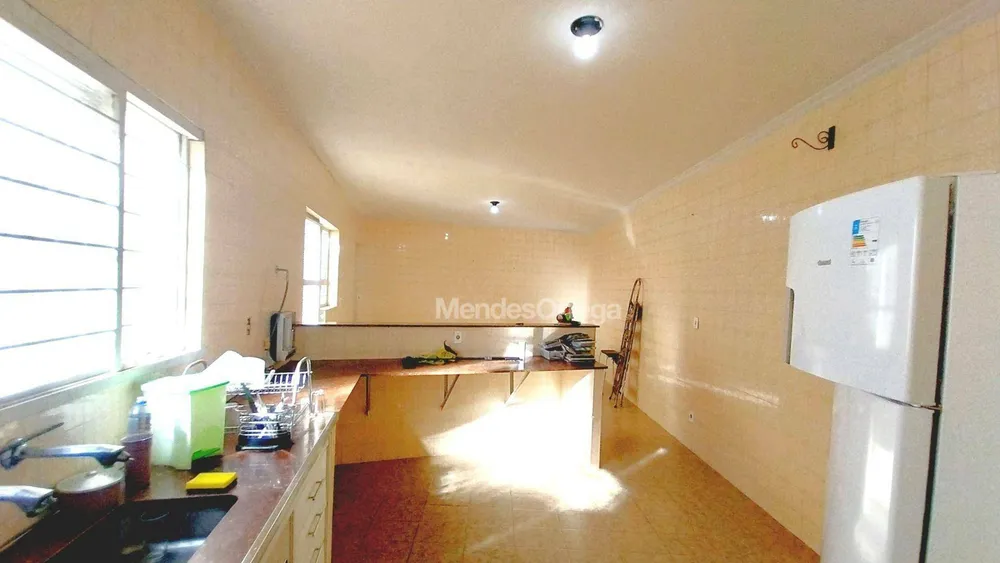 Casa, 3 quartos, 402 m² - Foto 3
