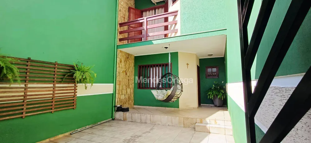 Casa, 3 quartos, 178 m² - Foto 2