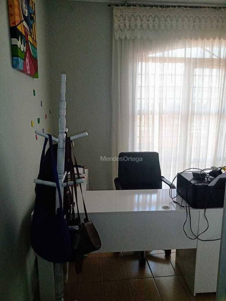 Casa, 3 quartos, 174 m² - Foto 1