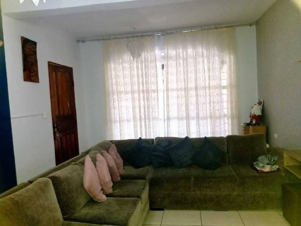 Casa, 3 quartos, 174 m² - Foto 2