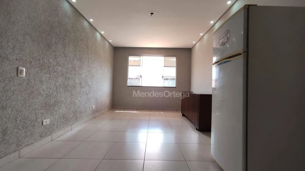 Casa, 3 quartos, 212 m² - Foto 4