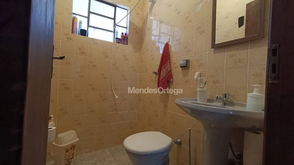 Casa, 5 quartos, 250 m² - Foto 4