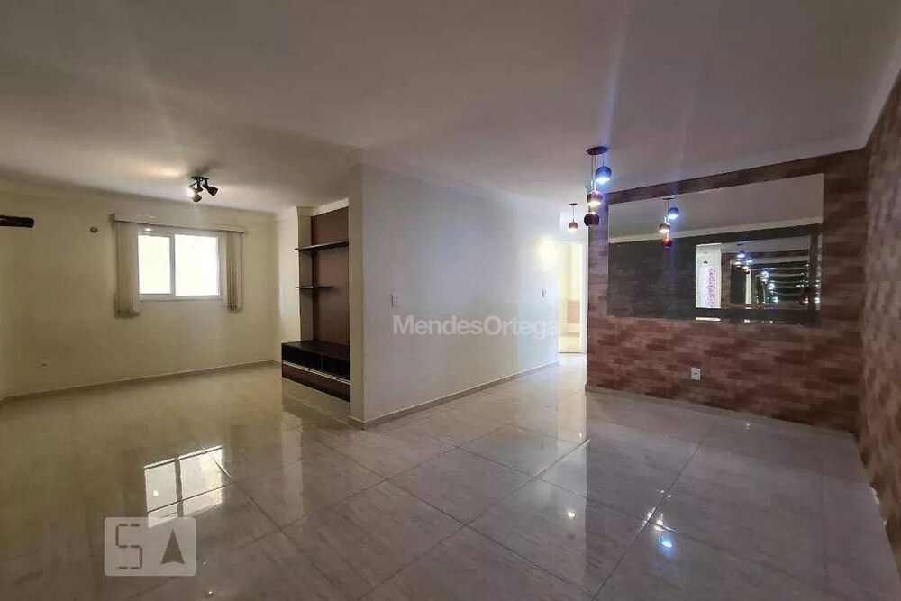 Apartamento à venda com 3 quartos, 119m² - Foto 1