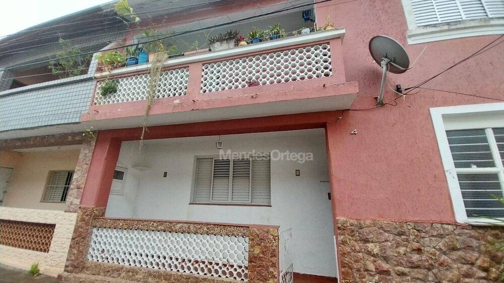 Casa à venda com 3 quartos, 105m² - Foto 4