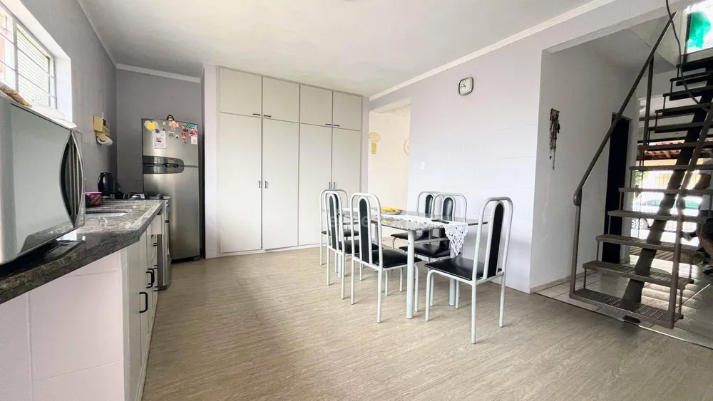 Casa, 3 quartos, 180 m² - Foto 3