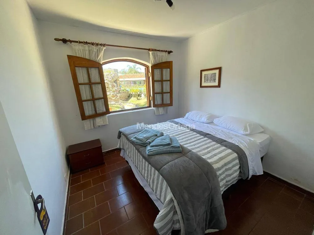 Sítio, 8 quartos, 24 hectares - Foto 4