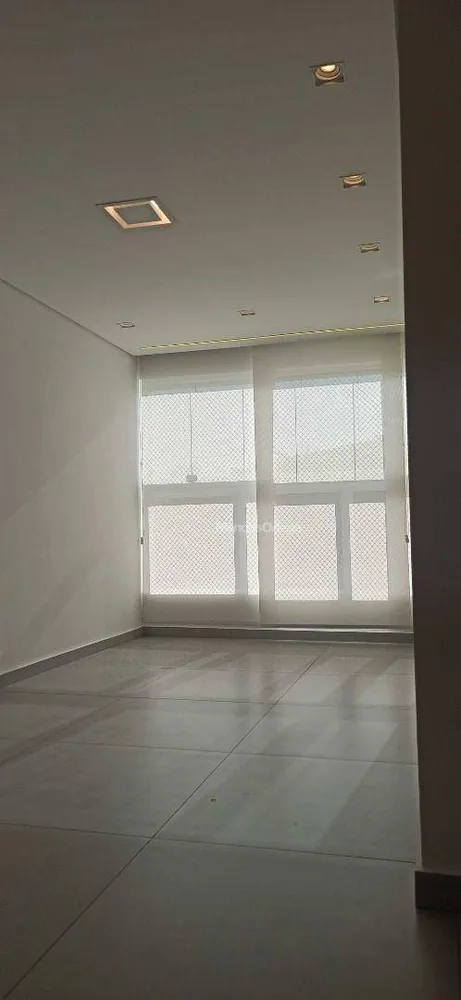 Apartamento, 2 quartos, 61 m² - Foto 2