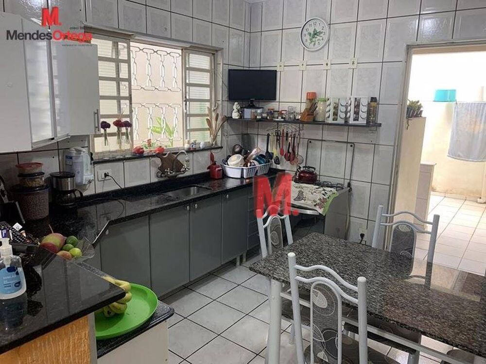 Casa, 3 quartos, 200 m² - Foto 3