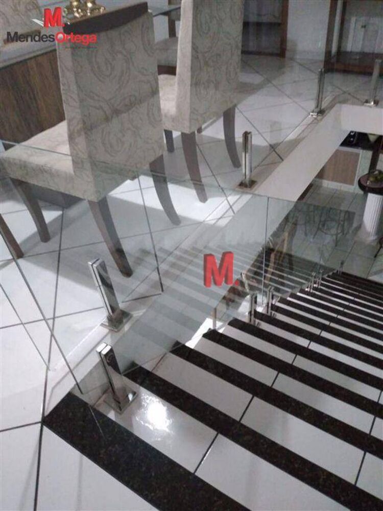 Casa, 3 quartos, 217 m² - Foto 2