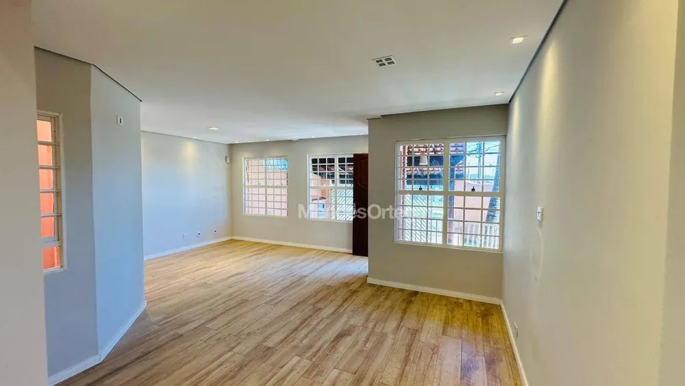 Casa, 3 quartos, 250 m² - Foto 4