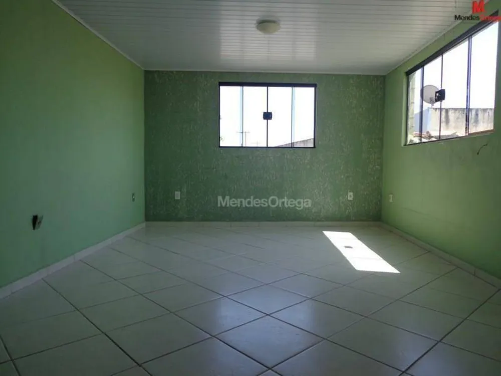 Casa, 3 quartos, 250 m² - Foto 2