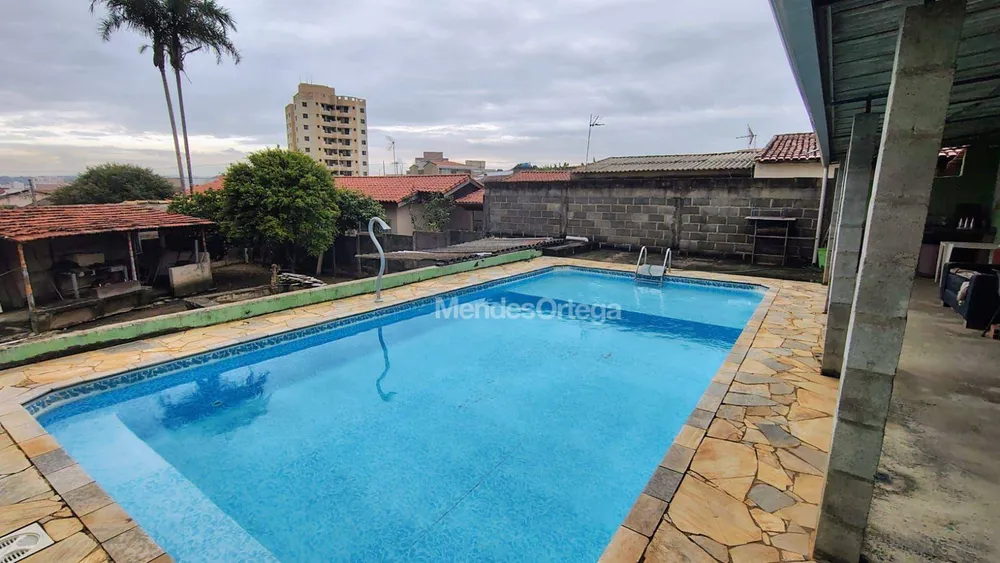 Casa, 5 quartos, 176 m² - Foto 8
