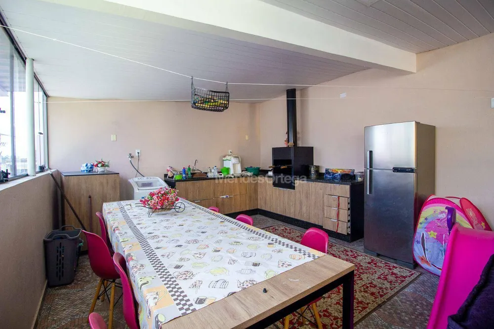 Casa, 3 quartos, 212 m² - Foto 3