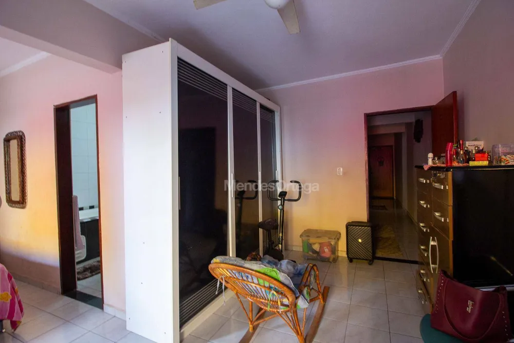 Casa, 3 quartos, 212 m² - Foto 11