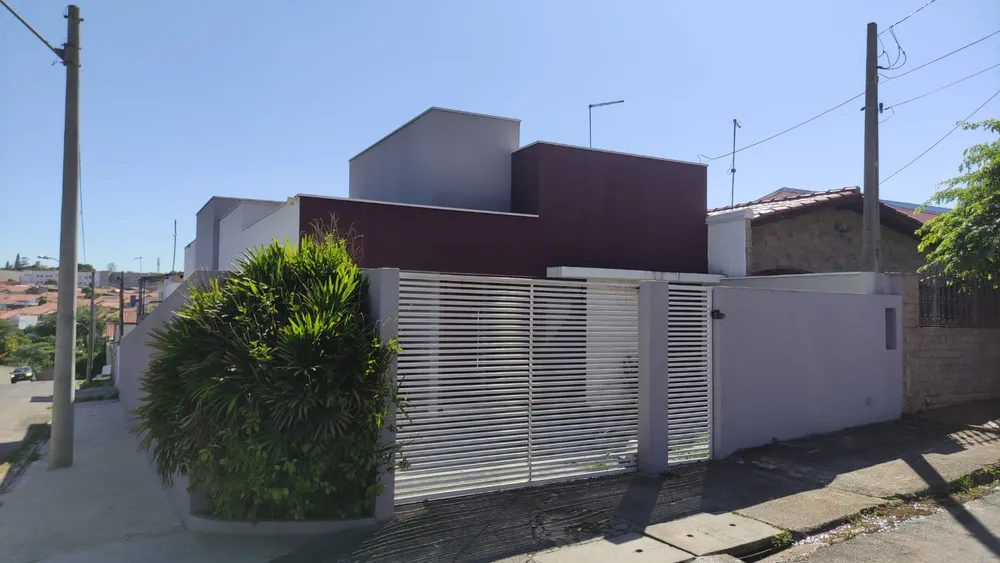 Casa, 3 quartos, 184 m² - Foto 1