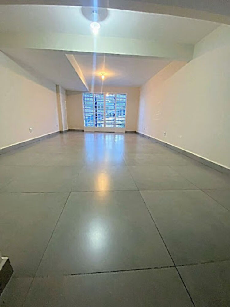 Casa para alugar com 2 quartos, 82m² - Foto 3