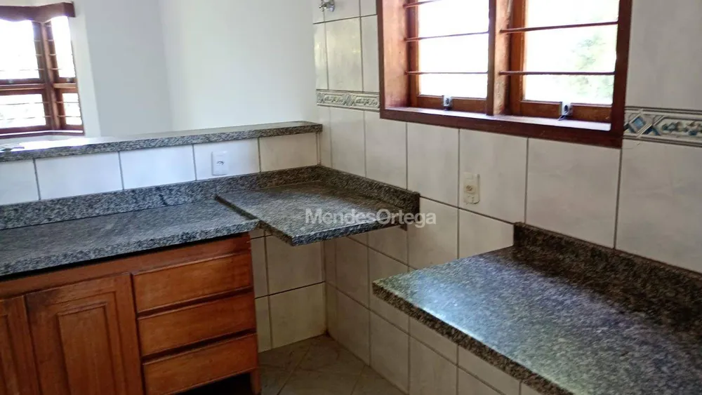 Chácara, 2 quartos, 3008 m² - Foto 2