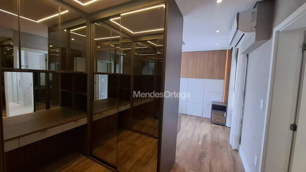 Apartamento, 3 quartos, 220 m² - Foto 8