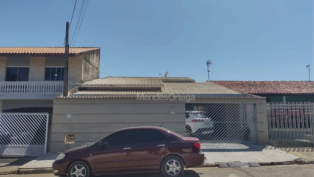 Casa, 3 quartos, 209 m² - Foto 2