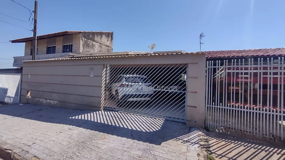 Casa, 3 quartos, 209 m² - Foto 1