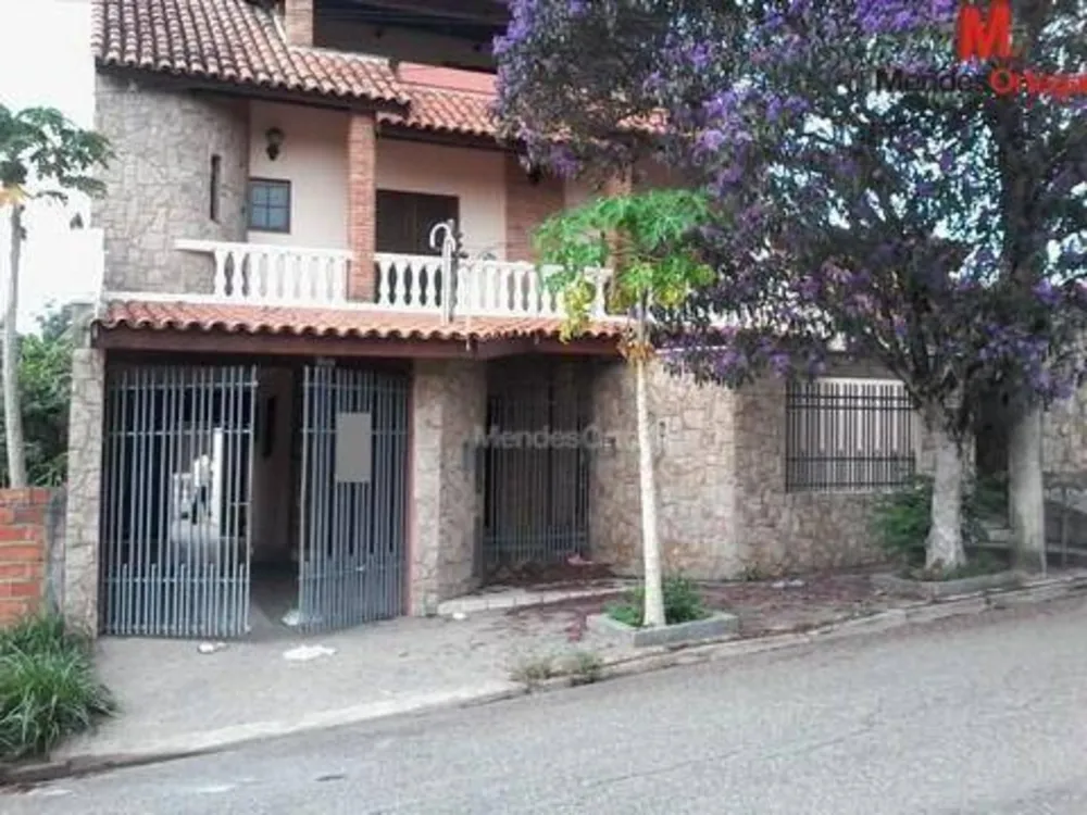 Casa, 4 quartos, 320 m² - Foto 1