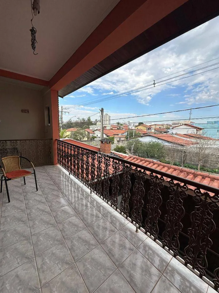 Casa, 4 quartos, 232 m² - Foto 6