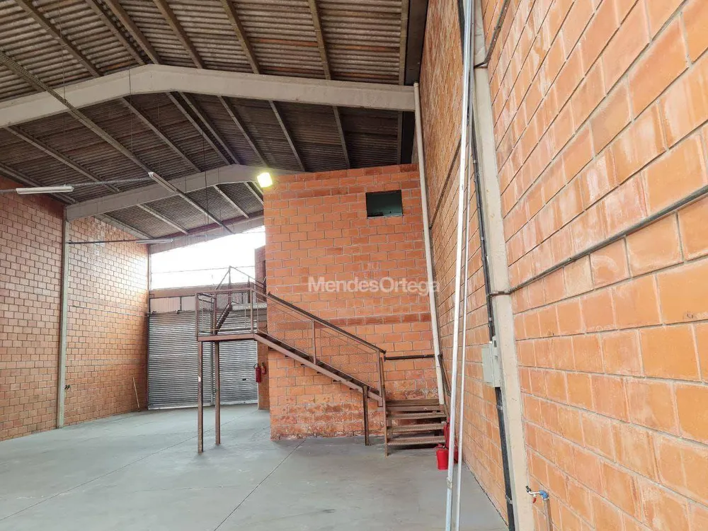 Depósito-Galpão, 357 m² - Foto 1