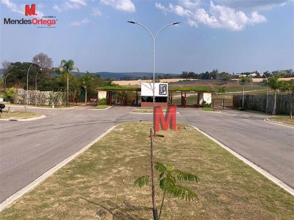 Loteamento e Condomínio, 1000 m² - Foto 2