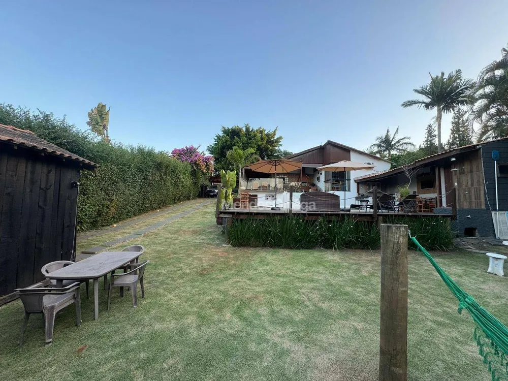 Chácara, 4 quartos, 814 m² - Foto 1