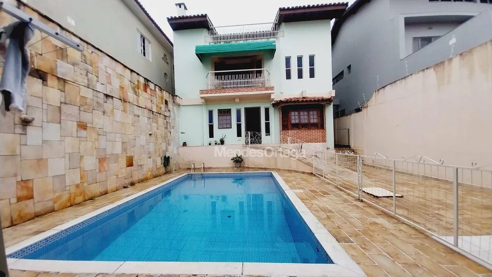 Casa, 3 quartos, 352 m² - Foto 1