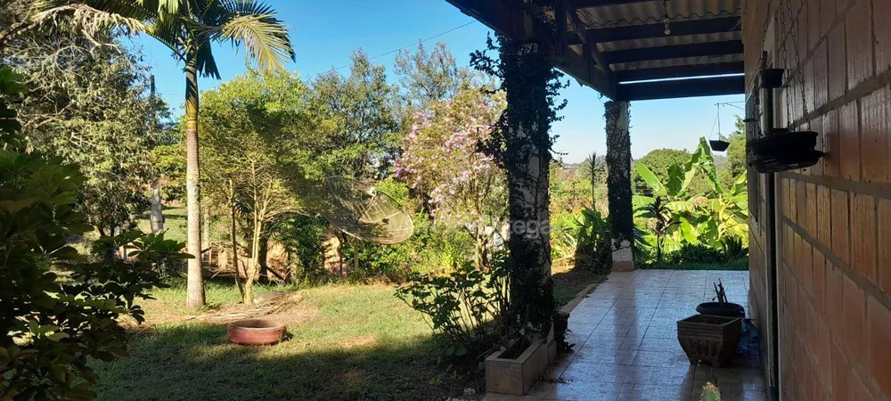 Chácara, 4 quartos, 1290 m² - Foto 1
