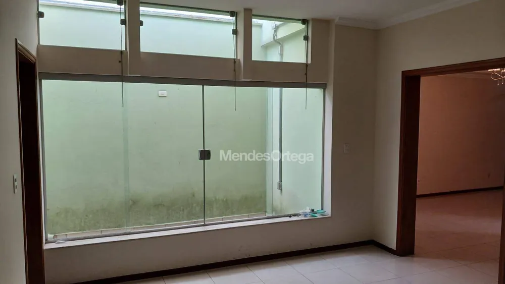 Casa, 3 quartos, 204 m² - Foto 10