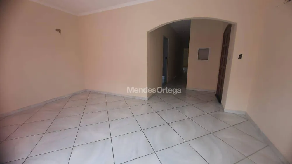 Casa, 3 quartos, 182 m² - Foto 3