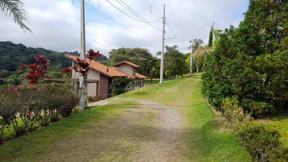 Chácara, 3 quartos, 2131 m² - Foto 4